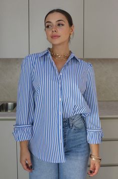 Classic Striped Button Down Shirt in Blue and White. Scarlette The Label, an online fashion boutique for women. Womens Blue Shirt Outfit, Blue White Stripped Shirt, Blue And White Striped Long Sleeve Shirt Outfit, Classic Button Down Women, Button Down With Jeans Women, Striped Shirt Work Outfit Women, Button Up Blue Shirt Outfit, White And Blue Blouse Outfit, White T Shirt Blue Jeans Outfit Women