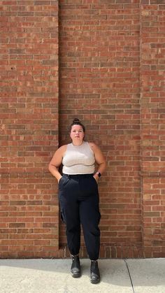 Black Cargo Pants, Utility Pants, Black Cargo, Cargo Joggers, Fashion Joggers, Thrift Store Finds, Fall Street Style, Outfit Inspo Fall, Curvy Fashion