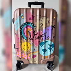 Mala de viagem customizada Painted Suitcase, Hand Painted Clothing, T Shirt Painting, Painted Jeans, 14th Birthday, Disney Art, Fun Crafts