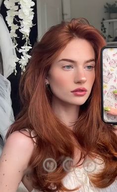 Dark Ginger Hair White Women, Old Money Red Hair, Ginger Hair Dyed, Flame Hair, Hair Expo, Hair Pale Skin, Hair Fair, Ginger Hair Color, Hair Color Auburn