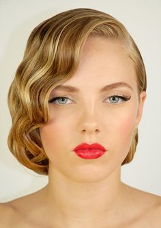 Vintage makeup and hair done at the Jemma kidd makeup academy London 30s Hairstyles, Wedding Hair Tips, Vintage Haircuts, 1930s Hair, Short Cropped Hair, Pin Curl, Wedding Makeup For Brunettes, Long Hair Trends, Brunette Makeup