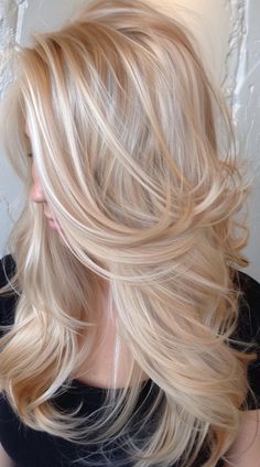 Vanilla Cream Blonde Hair, Very Blonde Hair, Milky Blonde Hair, Top Blonde Hair, Cream Blonde Hair, Cream Blonde, Medium Blonde Hair, Summer Highlights, Blonde Hair Color Ideas