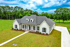 this is an aerial view of a home for sale in the community of lakeland