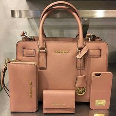 Pinterest: @m4ddymarie Michael Kors Purse