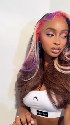 Black Hair Pop Of Color, Winter Color Wigs For Black Women, Rainbow Streaks In Hair, Split Hair Dye Underneath, Holographic Hair Dark, Synthetic Wig Hairstyles, Unique Hair Dye Ideas, Split Hair Dye, Silver Purple Hair