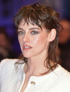 Kristen Stewart Hair, Androgynous Hair, Haircuts For Wavy Hair, Fresh Hair, Taylor Hill, Penelope Cruz