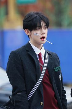 Yeonjun Handsome, Its Okay To Not Be Okay, Kpop Boy, Kpop Outfits, Boyfriend Pictures, K Idols, Mini Albums, Boy Groups