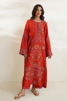 Zeyneb – Sania Maskatiya International Sania Maskatiya, Corduroy Shirt, Silk Tunic, Silk Trousers, Eid Collection, Organza Dupatta, Printed Trousers, Silk Dupatta, Long Tunic