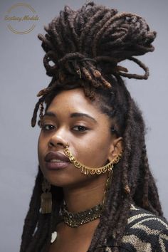 ecstasymodels:  How you gonna win if you aint right within? #LaurynHill    Nose Chain by @EmpressiveFinds Shot by @visualconnoisseur_   Fashion & Natural Hair Look by hernameisfun Freeform Locs Women, Semi Freeform Locs Women, Semi Freeform Locs, Locs Women, Latest Dreadlocks Styles, Nose Chain, Afro Textured Hair