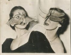 two women with their faces painted to look like they are looking at each other and the caption says i hate the nelson twins