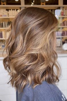 Short Honey Blonde Highlights, Butterscotch Blonde Highlights, Honey Brown Short Hair, Light Brown Hair With Highlights Short, Honey Blonde Hair Short, Partial Highlights For Dirty Blonde Hair, Short Honey Blonde Hair, Honey Highlights On Brown Hair, Light Brunette Hair