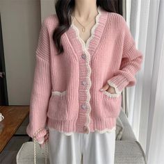 Sweet pink and white cardigan with scalloped edges, heart buttons and side pockets. Cottagecore Clothes, Food Banner, Cardigan Vintage, Cardigan Outfits, Long Sleeve Knit Sweaters, Pink Cardigan, Loose Fitting Tops, Cardigan Sweaters For Women, Knit Sweater Cardigan