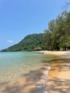 the beach is clean and clear for us to see