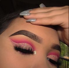 Make Up Designs, Makijaż Smokey Eye, Eye Makeup Designs, Colorful Eye Makeup, Makeup Eye Looks, Creative Eye Makeup, Pink Vibes, Eye Makeup Art, Baddie Makeup