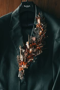 Rust And Green Boutonniere, Fall Boutineer Ideas, Gay Wedding Flowers, Bee Themed Wedding, Fall Wedding Boutonniere, Whimsigoth Wedding, Dried Flower Corsage, Sunset Mermaid