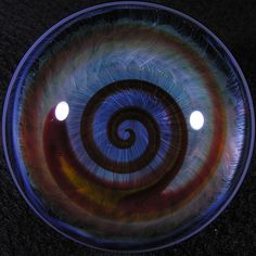 an image of a glass bowl with some lights in it