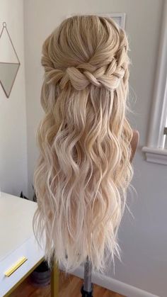 Oktoberfest Hairstyles, Viking Hair, Face Framing, Half Up Half Down, Hair Videos, Saving Tips, Up Styles, Save Time