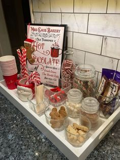 Friendsmas Ideas Got Chocolate Station, Hot Cocoa Bar With Alcohol, Christmas Hot Chocolate Station Kitchen, Hot Chocolate Bar Home Decor, Hot Choc Station, Christmas Hot Chocolate Station Decor, Christmas Pj Brunch Party, Christmas Snack Station, Hot Chocolate For Christmas