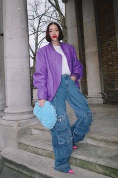 Tiffany Hsu, 90s Aesthetic Fashion, Botas Western, Fall Outerwear, Street Style Edgy, 90s Fashion Outfits, Purple Outfits, Looks Street Style, Street Style Inspiration