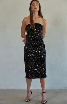 Woven Black Sequin Tube Midi Dress With Polyester Lining Classic Cocktail Dress, Tube Midi Dress, Lover Dress, Classic Cocktail, Sequin Design, Winter Weddings, Knit Sweater Cardigan, Dress Romper, Black Sequins