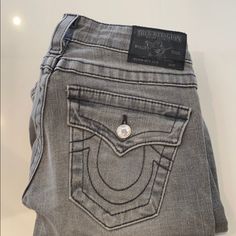 Sz 24 True Religious Jeans, No Tags But Never Worn, Perfect Condition Crystal Jeans, Swaggy Fits, Trashy Outfits, Thrift Inspo, Dream List, 2000s Fashion Outfits, Y2k Clothes, Y2k Jeans, Y2k Outfits