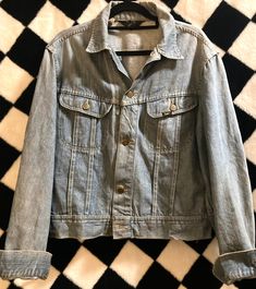 1970's Vintage Denim Lee Jacket Lee Jacket, Lee Denim Jacket, Jean Vintage, Lee Denim, Vintage Denim, Favorite Outfit, Gender Neutral, Denim Jacket, Jackets & Coats