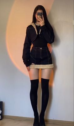 Knee High Stockings Outfit, Knee High Socks Outfit, Winter Baddie, High Socks Outfits, Stockings Outfit, Dress With Stockings, A Mirror, Edgy Outfits, Belle Epoque