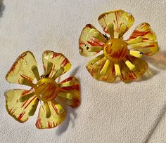 Wonderful Yellow and Orange Vintage Lucite Floral Statement Earrings, On Trend Pretty Vintage Flowers So cute & florally stylish! Cheerful! Sunny feel good vintage clip ons. In very collected vintage condition, minor clips to yellow paint- see photos - cutely shabby - afterall they are at least 50 years old! 🤩 Arrives polished & gifted nicely 🎀 an Etsy shoppe 🌿 Curated by marta michaud🌸 www.MySoulRepair.com www.MySoulRepair.NYC glamour jewelry & gifts Vintage Gold Flower Earrings For Spring, Gold Vintage Flower Earrings For Spring, Yellow Flower-shaped Retro Jewelry, Retro Yellow Flower Jewelry, Retro Yellow Flower-shaped Jewelry, Vintage Flower-shaped Earrings For Party, Vintage Flower Earrings For Summer, Vintage Summer Flower Earrings, Vintage Yellow Earrings For Summer