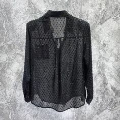 Men's Sequin Breathable Long Sleeve Shirt
Features：

 	Product ID:LS0340
 	Material:Polyester
 	Season:Spring,Summer,Autumn,Winter
 	Color:Black

Size Chat： Slim Blazer, Fitted Blazer Jacket, Rhinestone Shirts, Suede Blazer, Party Suits, Cargo Shirts, Slim Fit Blazers, Slim Fit Suit, Linen Suit