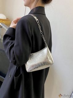 Bird in Bag - Elegant Solid Color Mini Chain Shoulder Bag for Fashion-Conscious Individuals Baguette Bag, Mini Tote Bag, Black Chain, Mini Tote, Leather Zipper, Chain Shoulder Bag, Bag Bag, Bird In Bag, Metal Chain