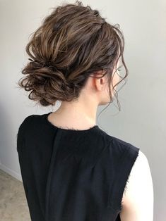 Easy Updos For Medium Hair, Short Ponytail, Shoulder Length Curly Hair, Up Dos For Medium Hair, Hair Arrange, Bun Hairstyles For Long Hair, Wedding Hairstyles Updo, Tape In Hair Extensions