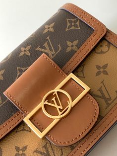 High Quality LV Monogram Bag 825 Size: 20cm*15cm*9cm It comes with Dust box, Care manual, Tag, and Paper bag. Rectangular Monogram Canvas Shoulder Bag With Gold-tone Hardware, Rectangular Monogram Canvas Flap Bag For Everyday Use, Everyday Rectangular Monogram Canvas Flap Bag, Brown Monogram Canvas Box Bag For Daily Use, Daily Use Monogram Canvas Flap Bag With Removable Pouch, Brown Monogram Canvas Rectangular Bag, Brown Monogram Canvas Square Shoulder Bag, Square Brown Monogram Canvas Shoulder Bag, Brown Monogram Canvas Flap Bag With Removable Pouch