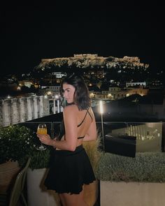 Night 1 in Athens. With my gal @mariantoniarobalino 🌞🇬🇷✨🧿 Athens Photo Ideas, Athens Aesthetic, Athens Fashion, Europe Pics, Happy Birthday 18th, Visual Narrative, Poses Women, Photography Poses Women, Dress Inspo