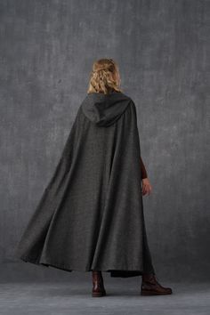 Gothic Hooded Winter Cape, Gothic Cape For Larp In Fall, Witchy Outerwear For Fall Costume, Winter Costume Cape, Gothic Cape Outerwear For Winter, Gothic Winter Cape Outerwear, Winter Costume Cape Outerwear, Witchy Winter Outerwear For Larp, Gothic Cape For Larp In Winter