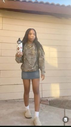 Kymani Outfits, Cute Outfits With Jean Skirt, Jean Skirt Outfits Black Women, High Waisted Skirt Outfit, Birkenstock Outfit, Clueless Outfits, Outfit Inspo Casual, Cute Lazy Day Outfits, Tomboy Style Outfits