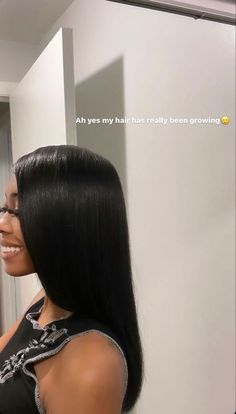 Hair Flip, Relaxed Hair, Baddie Hairstyles, Natural Hair Growth, Weave Hairstyles, Pretty Hairstyles