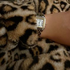 Jaguar Print Aesthetic, Images Hello Kitty, Super Rich Kids, Mob Wives, Gold Girl, Mob Wife, Golden Girl