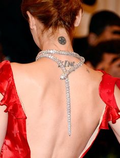 Talk about making a dramatic exit! Bulgari Serpenti necklace worn by Jaime King at The MET gala 2012 Gold Key Necklace, Bulgari Serpenti, Jamie King, Key Charm Necklace, Jaime King, Back Necklace, Key Necklace