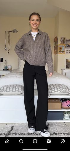 Cool Comfy Work Outfits, England Inspired Outfits, Winter Semester Outfits, Med School Business Casual, Buisness Casual Womans Outfit, Cute Outfits With Dress Pants, Long Skirts Casual Outfit, Sporty Chic Work Outfit, Work Outfit Autumn Office Wear