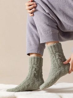 Composition:85% Polyester \nComposition:15% Spandex \nMaterial:Fabric \nGender:Men \nGender:Unisex \nColor:Olive Green \nPattern Type:Plain \n Winter Socks Cozy, Velvet Socks, Fleece Socks, Fluffy Socks, Baby Boy Accessories, Comfortable Socks, Cozy Socks, Socks For Women, Winter Socks