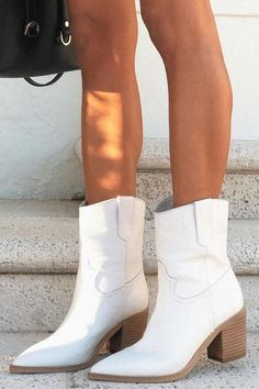 Mid Heel Ankle Boots, Chunky Heel Ankle Boots, Mid Heels Pumps, Heel Ankle Boots, Martin Boots, Flat Boots, Mid Heel, Belleza Natural, Heeled Ankle Boots