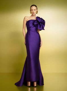 Elegant Prom Dress, Purple Evening Dress, Solace London, Elegant Prom, Elegant Prom Dresses, Mermaid Evening Dresses, Couture Gowns, Gorgeous Gowns, Classy Dress