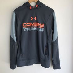 Under Armour Combine Training Regular Fit Gray Grey Sweater Hoodie Sweatshirt Men’s Size Medium Excellent pre-owned condition, no marks or visible wear. See images.  Front Kangaroo pocket Hood Measurements (inches) Sleeve: 21.5" Chest: 21" (arm pit to arm pit). Length: 26" **Ships same/next business day if payment is received outside of USPS business hours.  Ships USPS Priority Mail. Gym Hoodie With Logo Print And Long Sleeves, Long Sleeve Gym Hoodie With Logo Print, Hooded Gym Sweatshirt With Logo Print, Gray Sports Hoodie With Logo Print, Outdoor Long Sleeve Hoodie With Logo Print, Long Sleeve Hoodie With Logo Print For Outdoor, Under Armour Hooded Sweatshirt For Sports, Under Armour Hooded Sweatshirt For Streetwear, Hooded Under Armour Sweatshirt For Streetwear