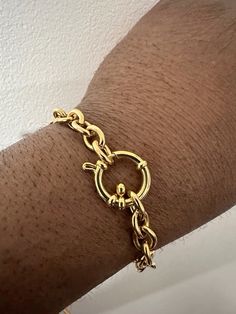 This is a great stackable bracelet for men and women.

#goldbracelet #ladiesaccessories #giftformummy #giftforboyfriend #nicebracelet #womenaccessories #birthdaygift #boldbracelet Metal Bracelets With Clasp For Gifts, Gold Charm Bracelet Gift With Clasp, Everyday Round Bracelets With Spring Ring Clasp, Everyday Round Bracelet With Spring Ring Clasp, Gift Bracelet With Spring Ring Clasp And Link Shape, Gift Link Bracelet With Spring Ring Clasp, Round Bracelets With Toggle Clasp As Gift, Round Bracelet With Toggle Clasp As A Gift, Gift Chain Bracelet With Round Clasp