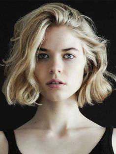 Short Thick Wavy Hair, Hairstyles For Thick Wavy Hair, Short Wavy Hairstyles For Women, Short Wavy Haircuts, 60 Hair, Hair 2022, Thick Wavy Hair, Bob Hairstyles For Thick, Curly Short