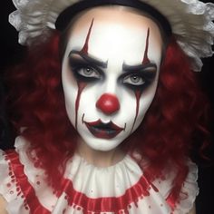 Female Creepy Clown Makeup, Womens Scary Clown Makeup, Ladies Clown Makeup, Scary Clown Face Makeup, Scary Clown Makeup Tutorial, Bad Clown Makeup, Creepy Girl Clown Makeup, Halloween Face Paint Clown, Clown Makeup White Face