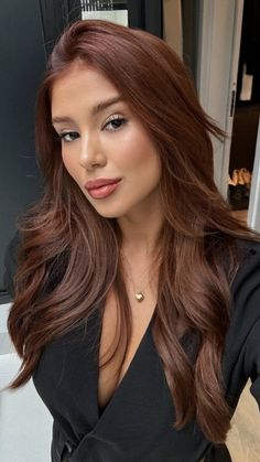 copper brown hair color ideas Brown Hair To Auburn, Rich Copper Brown Hair, Copper Brown Hair On Brown Skin, Red Chestnut Hair Color, Auburn Dark Hair, Chestnut Hair Colour, Dark Copper Hair Balayage, Dark Chocolate Copper Hair, Brown Copper Hair Color Dark Auburn