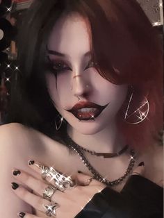 Hot Witch Makeup Halloween, Punk Witch Costume, Goth Glow Up, Halloween Hot Makeup, Halloween Alt Makeup, Glam Gore Makeup, Demon Halloween Costume Female, Black And Red Makeup Looks Gothic, Red Emo Makeup