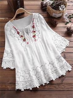 Camisa camisa boho Blusa Mujer Blanco Rosa Azul Piscina Floral Acordonado Encaje Calle Diario Moda Escote Redondo S 2024 - $24.99 Cracker Chicken, Ritz Cracker, Tie Neck Tops, Boho Shirts, Elegant Blouses, Chicken Casserole, Loose Blouse, Floral Applique, Summer Cotton