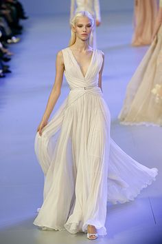 Greece Dress, Greek Wedding Dresses, Athena Dress, Greek Dress, Elie Saab Haute Couture, Royal Dresses, Dress Aesthetic, Greek Fashion